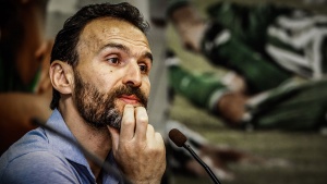 &Omicron; &Nu;ί&kappa;&omicron;&sigmaf; &Nu;&tau;&alpha;&mu;&pi;ί&zeta;&alpha;&sigmaf; &epsilon;&phi;' ό&lambda;&eta;&sigmaf; &tau;&eta;&sigmaf; ύ&lambda;&eta;&sigmaf;