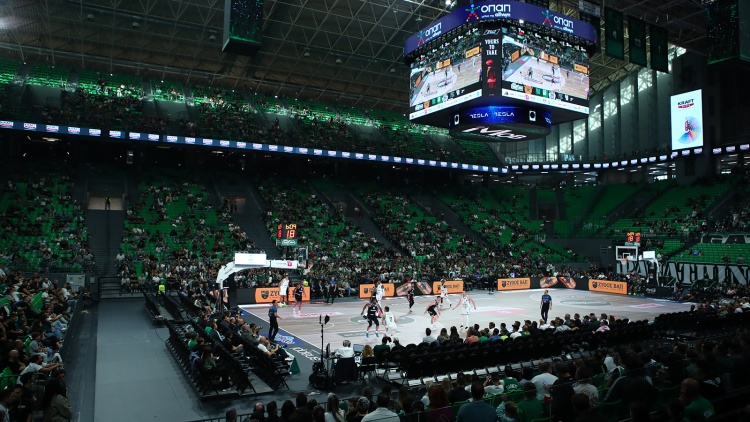 &Pi;&alpha;&nu;&alpha;&theta;&eta;&nu;&alpha;ϊ&kappa;ό&sigmaf;-&Zeta;&alpha;&gamma;&kappa;&lambda;έ&mu;&pi;&iota;&epsilon;: &Sigma;&tau;&omicron; T-Center &eta; &rho;&epsilon;&beta;ά&nu;&sigmaf; &tau;&omega;&nu; &kappa;&omicron;&rho;&iota;&tau;&sigma;&iota;ώ&nu; &gamma;&iota;&alpha; &tau;&omicron; Eurocup!