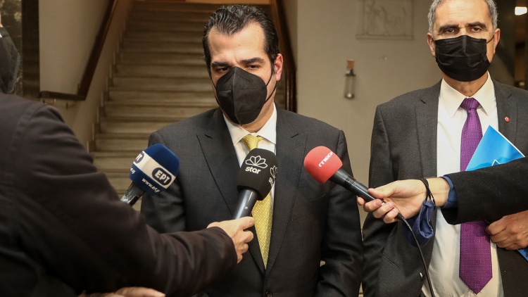 &Mu;έ&nu;&omicron;&upsilon;&nu; &omega;&sigmaf; έ&chi;&omicron;&upsilon;&nu; &tau;&alpha; &mu;έ&tau;&rho;&alpha; &sigma;&tau;&alpha; &gamma;ή&pi;&epsilon;&delta;&alpha;