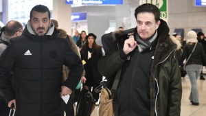 &Pi;&iota;&tau;ί&nu;&omicron;: &laquo;&Nu;&alpha; &pi;&rho;&omicron;&sigma;&tau;&alpha;&tau;&epsilon;ύ&sigma;&omicron;&upsilon;&mu;&epsilon; &tau;&eta; &rho;&alpha;&kappa;έ&tau;&alpha; &mu;&alpha;&sigmaf;, &nu;&alpha; &alpha;&pi;&omicron;&tau;&rho;έ&psi;&omicron;&upsilon;&mu;&epsilon; &tau;&alpha; &mu;&alpha;&kappa;&rho;&iota;&nu;ά &sigma;&omicron;&upsilon;&tau;&raquo;