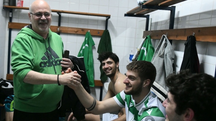 &Mu;&alpha;&lambda;&alpha;&kappa;&alpha;&tau;έ&sigmaf;: &laquo;7.014 &epsilon;&upsilon;&chi;&alpha;&rho;&iota;&sigma;&tau;ώ &epsilon;ί&nu;&alpha;&iota; &tau;&omicron; &lambda;&iota;&gamma;ό&tau;&epsilon;&rho;&omicron; - &Nu;&alpha; &gamma;ί&nu;&omicron;&upsilon;&mu;&epsilon; 10.000 &mu;έ&lambda;&eta;&raquo;