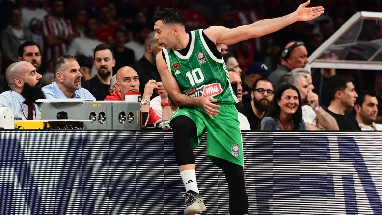 A&phi;&iota;έ&rho;&omega;&mu;&alpha; &tau;&eta;&sigmaf; Euroleague &sigma;&tau;&omicron;&nu; &Sigma;&lambda;&omicron;ύ&kappa;&alpha;: &laquo;&Epsilon;ί&nu;&alpha;&iota; &omicron; &beta;&alpha;&sigma;&iota;&lambda;&iota;ά&sigmaf; &tau;&omega;&nu; Final Four&raquo; (vid)