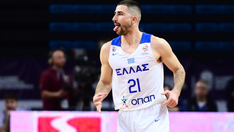 &Mu;&pi;&alpha;ί&nu;&epsilon;&iota; &gamma;&iota;&alpha; &Mu;&omega;&rho;&alpha;ΐ&tau;&eta; &omicron; &Pi;&alpha;&nu;&alpha;&theta;&eta;&nu;&alpha;ϊ&kappa;ό&sigmaf;