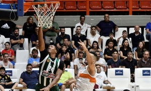 &laquo;&Alpha;&pi;ό&lambda;&upsilon;&tau;&omicron;&sigmaf;&raquo; &kappa;ό&nu;&tau;&rho;&alpha; &sigma;&tau;&omicron;&nu; &Pi;&rho;&omicron;&mu;&eta;&theta;έ&alpha; &omicron; &Pi;&alpha;&nu;&alpha;&theta;&eta;&nu;&alpha;ϊ&kappa;ό&sigmaf;