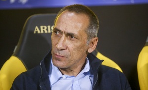&Delta;ώ&nu;&eta;&sigmaf;: &laquo;Ό&lambda;&alpha; &alpha;&nu;&omicron;&iota;&chi;&tau;ά&raquo;
