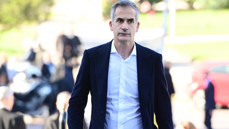 &Delta;&iota;&pi;&lambda;ή &Alpha;&nu;ά&pi;&lambda;&alpha;&sigma;&eta;: &Omicron; &Mu;&pi;&alpha;&kappa;&omicron;&gamma;&iota;ά&nu;&nu;&eta;&sigmaf; &mu;&iota;&lambda;ά &gamma;&iota;&alpha; &kappa;&alpha;&theta;&upsilon;&sigma;&tau;&epsilon;&rho;ή&sigma;&epsilon;&iota;&sigmaf; &kappa;&alpha;&iota; &pi;&alpha;&rho;ά&tau;&alpha;&sigma;&eta; 12 &mu;&eta;&nu;ώ&nu; &sigma;&tau;&alpha; &sigma;&upsilon;&nu;&omicron;&delta;ά έ&rho;&gamma;&alpha; &tau;&omicron;&upsilon; &gamma;&eta;&pi;έ&delta;&omicron;&upsilon;