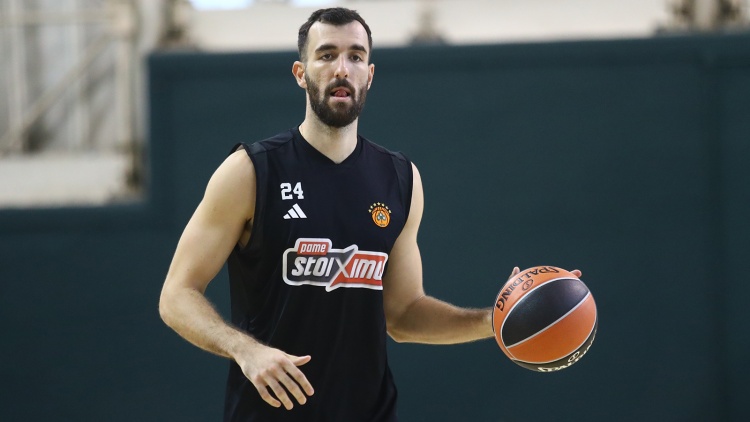 &Kappa;&omicron;&upsilon;&zeta;έ&lambda;&omicron;&gamma;&lambda;&omicron;&upsilon;: &laquo;&Tau;&iota;&mu;ή &mu;&omicron;&upsilon; &pi;&omicron;&upsilon; &beta;&rho;ί&sigma;&kappa;&omicron;&mu;&alpha;&iota; &mu;&epsilon; &tau;&omicron;&nu; &Pi;&alpha;&nu;&alpha;&theta;&eta;&nu;&alpha;ϊ&kappa;ό &sigma;&tau;&eta;&nu; &Alpha;&upsilon;&sigma;&tau;&rho;&alpha;&lambda;ί&alpha;&raquo;
