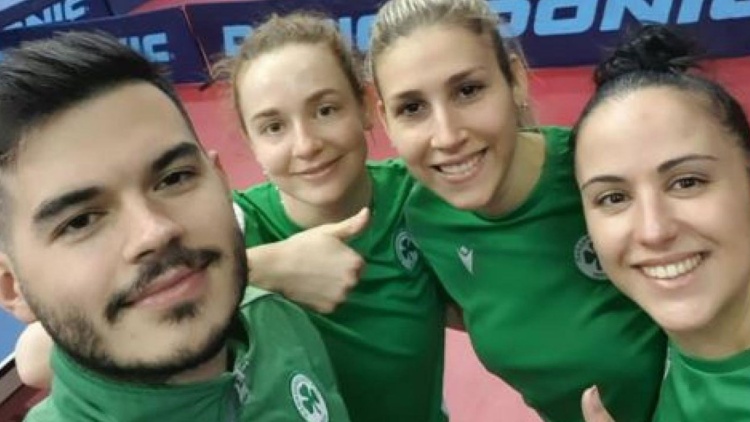 &Kappa;έ&rho;&delta;&iota;&sigma;&epsilon; &Alpha;&Epsilon;&Kappa; &kappa;&alpha;&iota; &Sigma;ά&rho;&iota;&sigma;&epsilon;&sigmaf; &kappa;&alpha;&iota; &tau;&alpha; &delta;ί&nu;&epsilon;&iota; ό&lambda;&alpha; &gamma;&iota;&alpha; &tau;&omicron;&nu; &tau;ί&tau;&lambda;&omicron;