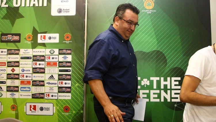 &Tau;&rho;&iota;&alpha;&nu;&tau;ό&pi;&omicron;&upsilon;&lambda;&omicron;&sigmaf;: &laquo;&Tau;&epsilon;&rho;ά&sigma;&tau;&iota;&alpha; &sigma;&tau;&iota;&gamma;&mu;ή &gamma;&iota;&alpha; &epsilon;&mu;ά&sigmaf;&raquo;