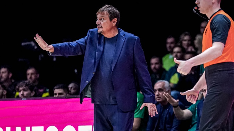 Ά&tau;&alpha;&mu;&alpha;&nu;: &laquo;&Epsilon;&lambda;έ&gamma;&xi;&alpha;&mu;&epsilon; &kappa;&alpha;&lambda;ά &tau;&alpha; &tau;&epsilon;&lambda;&epsilon;&upsilon;&tau;&alpha;ί&alpha; 4-5 &lambda;&epsilon;&pi;&tau;ά, &sigma;&pi;&omicron;&upsilon;&delta;&alpha;ί&alpha; &delta;&omicron;&upsilon;&lambda;&epsilon;&iota;ά έ&kappa;&alpha;&nu;&epsilon; &omicron; &Gamma;&kappa;&rho;&alpha;&nu;&tau;&raquo;