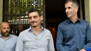 &Mu;&pi;&alpha;&kappa;&omicron;&gamma;&iota;ά&nu;&nu;&eta;&sigmaf;: &laquo;&Alpha;&pi;ό&lambda;&upsilon;&tau;&eta; &pi;&rho;&omicron;&tau;&epsilon;&rho;&alpha;&iota;ό&tau;&eta;&tau;&alpha; &tau;&omicron; &gamma;ή&pi;&epsilon;&delta;&omicron; &tau;&omicron;&upsilon; &Pi;&alpha;&nu;&alpha;&theta;&eta;&nu;&alpha;ϊ&kappa;&omicron;ύ&raquo;