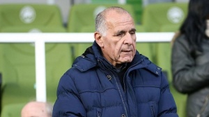 &Kappa;&omega;&nu;&sigma;&tau;&alpha;&nu;&tau;ί&nu;&omicron;&upsilon;: &laquo;&Sigma;&upsilon;&gamma;&kappa;&lambda;&omicron;&nu;&iota;&sigma;&tau;&iota;&kappa;ή &epsilon;&mu;&phi;ά&nu;&iota;&sigma;&eta;, &theta;&alpha; &mu;&iota;&lambda;ή&sigma;&omicron;&upsilon;&mu;&epsilon; &mu;&epsilon; &Omicron;&upsilon;&zeta;&omicron;&upsilon;&nu;ί&delta;&eta;&raquo;