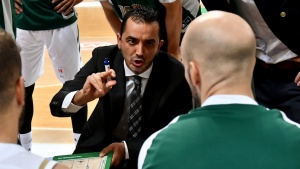 &Beta;ό&beta;&omicron;&rho;&alpha;&sigmaf;: &laquo;Έ&pi;&rho;&epsilon;&pi;&epsilon; &nu;&alpha; &alpha;&nu;&tau;&iota;&delta;&rho;ά&sigma;&omicron;&upsilon;&mu;&epsilon;&raquo;
