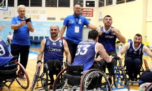 &laquo;&Pi;&rho;ά&sigma;&iota;&nu;&omicron;&sigmaf;&raquo; &omicron; &Tau;&sigma;&alpha;&omicron;&upsilon;&sigma;ί&delta;&eta;&sigmaf;