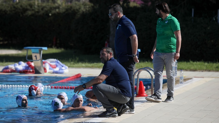 &Lambda;&alpha;&zeta;&alpha;&rho;ί&delta;&eta;&sigmaf;: &laquo;&Pi;&epsilon;&rho;&iota;&mu;έ&nu;&omicron;&upsilon;&mu;&epsilon; &tau;&omicron;&nu; &kappa;ό&sigma;&mu;&omicron; &sigma;&tau;&omicron;&upsilon;&sigmaf; &kappa;&alpha;&theta;&omicron;&rho;&iota;&sigma;&tau;&iota;&kappa;&omicron;ύ&sigmaf; &alpha;&gamma;ώ&nu;&epsilon;&sigmaf; &pi;&alpha;&rho;&alpha;&mu;&omicron;&nu;ή&sigmaf;&raquo;