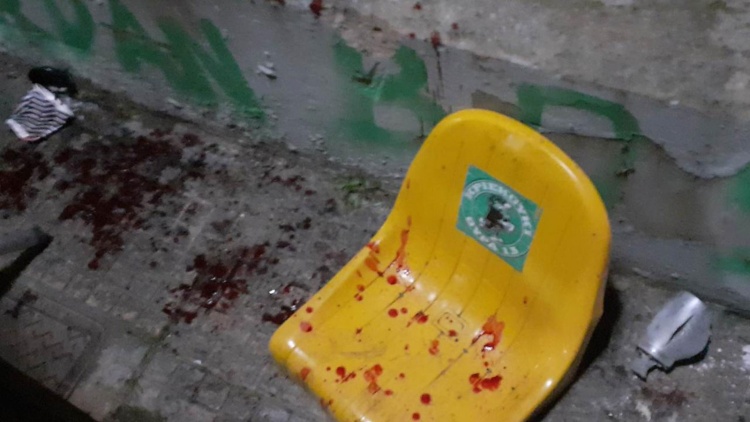 &Pi;&alpha;&nu;&alpha;&theta;&eta;&nu;&alpha;ϊ&kappa;ό&sigmaf;: &laquo;&Mu;&iota;&alpha; &epsilon;&iota;&kappa;ό&nu;&alpha; &chi;ί&lambda;&iota;&epsilon;&sigmaf; &lambda;έ&xi;&epsilon;&iota;&sigmaf;&hellip;&raquo; (pics)