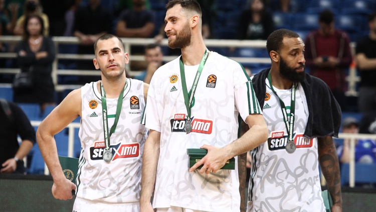 &Pi;&alpha;&pi;&alpha;&gamma;&iota;ά&nu;&nu;&eta;&sigmaf;: &laquo;Έ&chi;&omicron;&upsilon;&mu;&epsilon; &tau;&omicron; &upsilon;&lambda;&iota;&kappa;ό &nu;&alpha; &mu;&pi;&omicron;ύ&mu;&epsilon; &sigma;&tau;&eta;&nu; 8ά&delta;&alpha; &tau;&eta;&sigmaf; Euroleague&raquo;