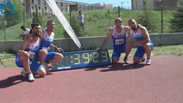 &laquo;&Pi;&rho;&omega;&tau;&iota;ά&raquo; &kappa;&alpha;&iota; &epsilon;&pi;ί&delta;&omicron;&sigma;&eta; 15&epsilon;&tau;ί&alpha;&sigmaf; &gamma;&iota;&alpha; &tau;&eta;&nu; 4x100