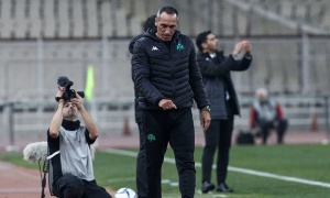 &Delta;ώ&nu;&eta;&sigmaf;: &laquo;Ό&tau;&alpha;&nu; &phi;ύ&gamma;&omega; &alpha;&pi;ό &tau;&eta;&nu; &omicron;&mu;ά&delta;&alpha; &theta;&alpha; &nu;&iota;ώ&theta;&omega; ό&tau;&iota; έ&chi;&omega; &kappa;ά&nu;&epsilon;&iota; &tau;&omicron; &kappa;&alpha;&theta;ή&kappa;&omicron;&nu; &mu;&omicron;&upsilon;&raquo;