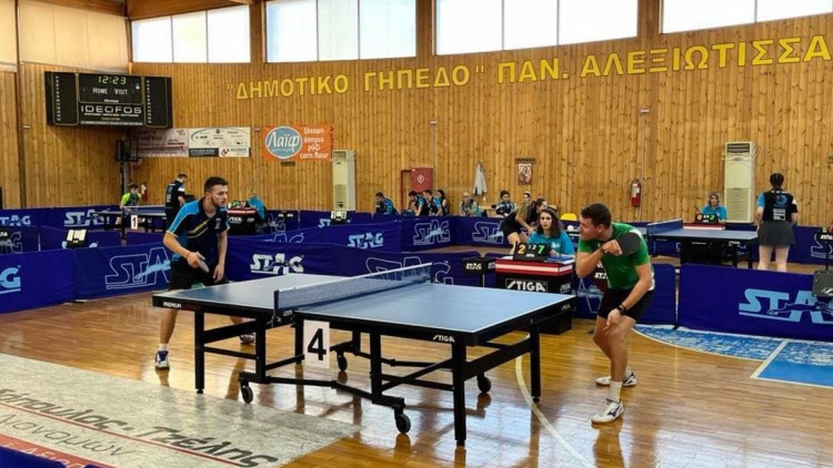 &Sigma;&upsilon;&nu;έ&chi;&iota;&sigma;&epsilon; &mu;&epsilon; &nu;ί&kappa;&eta; &tau;&omicron; &laquo;&pi;&rho;ά&sigma;&iota;&nu;&omicron;&raquo; &pi;&iota;&nu;&gamma;&kappa; &pi;&omicron;&nu;&gamma;&kappa;