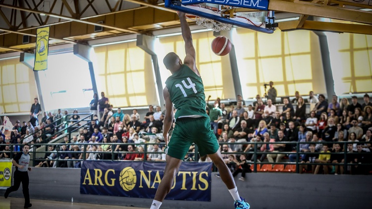 Rising Stars: &laquo;&Pi;&rho;ά&sigma;&iota;&nu;&omicron;&raquo; &tau;&omicron; &nu;&tau;έ&rho;&mu;&pi;&iota; &kappa;&alpha;&iota; 3/3 &gamma;&iota;&alpha; &tau;&omicron;&nu; &Pi;&alpha;&nu;&alpha;&theta;&eta;&nu;&alpha;ϊ&kappa;ό