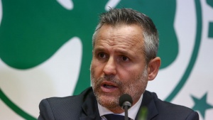 &Sigma;&upsilon;&nu;&alpha;&nu;&tau;ή&sigma;&epsilon;&iota;&sigmaf; &mu;&epsilon; &Alpha;&lambda;&alpha;&phi;&omicron;ύ&zeta;&omicron; &kappa;&alpha;&iota; &Delta;ώ&nu;&eta; &omicron; &Rho;ό&kappa;&alpha;
