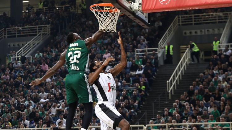 Euroleague: &Tau;&rho;&iota;&pi;&lambda;ό&sigmaf; &Pi;&alpha;&nu;&alpha;&theta;&eta;&nu;&alpha;ϊ&kappa;ό&sigmaf; &mu;&epsilon; &kappa;&omicron;&rho;&upsilon;&phi;&alpha;ί&omicron; &Gamma;&kappa;&rho;&alpha;&nu;&tau; &sigma;&tau;&omicron; &Tau;&omicron;p-10 &tau;&omega;&nu; &mu;&pi;&lambda;&omicron;&kappa; &gamma;&iota;&alpha; &tau;&omicron;&nu; &Nu;&omicron;έ&mu;&beta;&rho;&iota;&omicron; (vid)