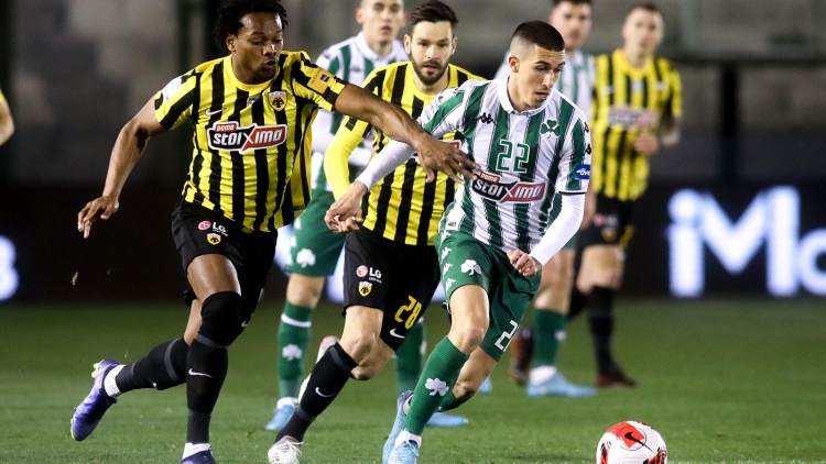 &Pi;&rho;&epsilon;&mu;&iota;έ&rho;&alpha; &sigma;&tau;&alpha; Play Off &mu;&epsilon; &alpha;&pi;&omicron;&upsilon;&sigma;ί&epsilon;&sigmaf; &kappa;&alpha;&iota; &nu;&tau;έ&rho;&mu;&pi;&iota;