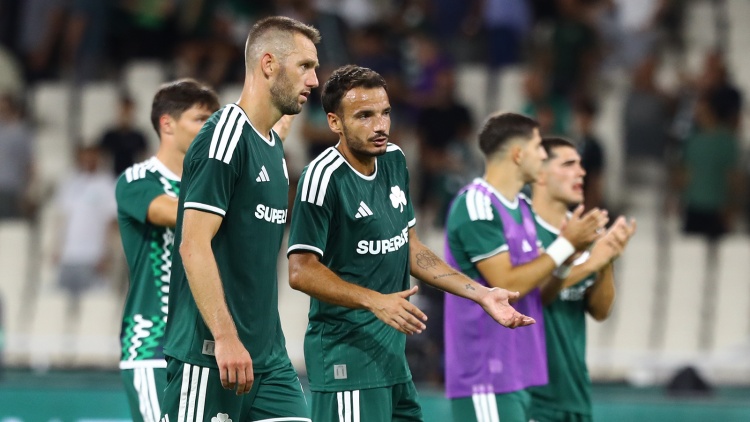 &Eta; UEFA ό&rho;&iota;&sigma;&epsilon; &tau;&eta;&nu; ώ&rho;&alpha; &tau;&eta;&sigmaf; &rho;&epsilon;&beta;ά&nu;&sigmaf; &mu;&epsilon; &tau;&eta;&nu; &Tau;&Sigma;&Sigma;&Kappa;&Alpha; 1948
