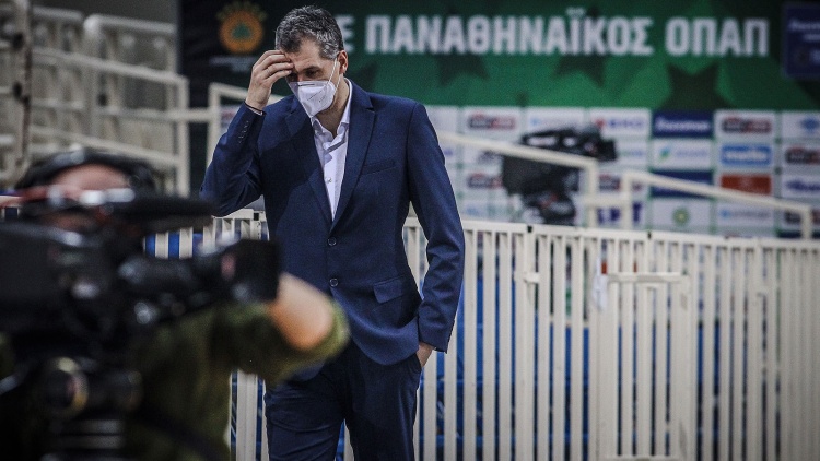&Delta;&epsilon;&nu; έ&phi;&upsilon;&gamma;&epsilon; &alpha;&pi;ό &tau;&omicron; &gamma;ή&pi;&epsilon;&delta;&omicron; &omicron; &Delta;&iota;&alpha;&mu;&alpha;&nu;&tau;ί&delta;&eta;&sigmaf;
