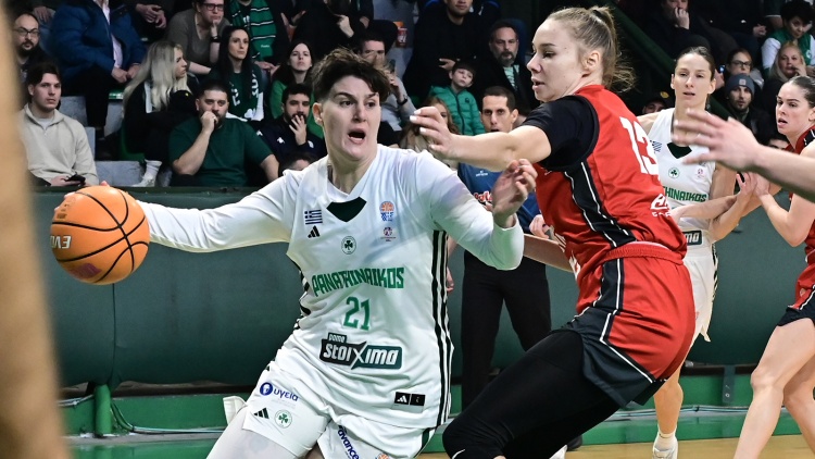 &Mu;&epsilon; &Pi;&rho;&omega;&tau;έ&alpha; &Beta;&omicron;ύ&lambda;&alpha;&sigmaf; &sigma;&tau;&omicron; Final 4 &tau;&omicron;&upsilon; &Kappa;&upsilon;&pi;έ&lambda;&lambda;&omicron;&upsilon; &omicron; &Pi;&alpha;&nu;&alpha;&theta;&eta;&nu;&alpha;ϊ&kappa;ό&sigmaf;