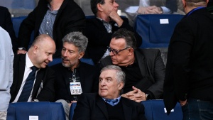 &Sigma;&upsilon;&nu;ά&nu;&tau;&eta;&sigma;&eta; FIFA &mu;&epsilon; &epsilon;&kappa;&pi;&rho;&omicron;&sigma;ώ&pi;&omicron;&upsilon;&sigmaf; &tau;&omega;&nu; "4 &mu;&epsilon;&gamma;ά&lambda;&omega;&nu;" &gamma;&iota;&alpha; &Pi;&epsilon;&rho;έ&iota;&rho;&alpha;