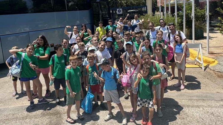 &Pi;&alpha;&nu;&alpha;&theta;&eta;&nu;&alpha;ϊ&kappa;ό&sigmaf; &Alpha;.&Omicron;.: &Epsilon;&upsilon;&chi;&alpha;&rho;&iota;&sigma;&tau;ί&epsilon;&sigmaf; &sigma;&tau;&omicron;&nu; &Delta;ή&mu;&omicron; &Alpha;&theta;&eta;&nu;&alpha;ί&omega;&nu; &gamma;&iota;&alpha; &tau;&eta; &phi;&iota;&lambda;&omicron;&xi;&epsilon;&nu;ί&alpha; &tau;&omicron;&upsilon; Daily Summer Camp &sigma;&tau;&omicron;&nu; Ά&gamma;&iota;&omicron; &Alpha;&nu;&delta;&rho;έ&alpha;