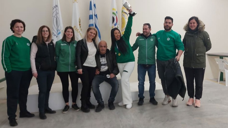 &Theta;&epsilon;&tau;&iota;&kappa;ό &xi;&epsilon;&kappa;ί&nu;&eta;&mu;&alpha; &mu;&epsilon; 3 &sigma;&upsilon;&mu;&mu;&epsilon;&tau;&omicron;&chi;έ&sigmaf; &sigma;&epsilon; &tau;&epsilon;&lambda;&iota;&kappa;&omicron;ύ&sigmaf; &kappa;&alpha;&iota; 1 &chi;&rho;&upsilon;&sigma;ό &mu;&epsilon;&tau;ά&lambda;&lambda;&iota;&omicron;