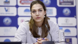 &Sigma;&tau;&omicron;&nu; &Pi;&alpha;&nu;&alpha;&theta;&eta;&nu;&alpha;ϊ&kappa;ό &eta; &Delta;&iota;ώ&tau;&eta;