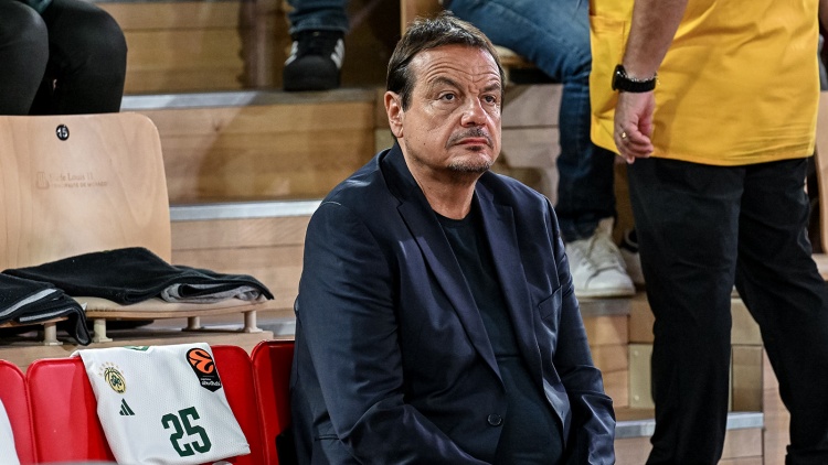 Ά&tau;&alpha;&mu;&alpha;&nu;: &laquo;&Delta;&epsilon;&nu; &epsilon;ί&nu;&alpha;&iota; &epsilon;ύ&kappa;&omicron;&lambda;&omicron; &mu;&epsilon; έ&nu;&alpha; &sigma;έ&nu;&tau;&epsilon;&rho;, &theta;&alpha; &delta;&omicron;ύ&mu;&epsilon; &epsilon;ά&nu; &theta;&alpha; &kappa;ά&nu;&omicron;&upsilon;&mu;&epsilon; &mu;&epsilon;&tau;&alpha;&gamma;&rho;&alpha;&phi;ή&raquo;