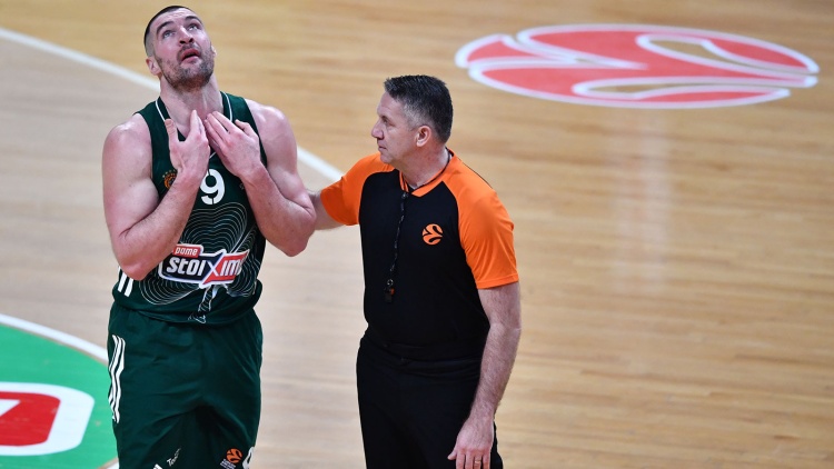 &Tau;&alpha; ό&rho;&gamma;&iota;&alpha; &tau;&omega;&nu; &delta;&iota;&alpha;&iota;&tau;&eta;&tau;ώ&nu; &pi;&omicron;&upsilon; &sigma;&tau;έ&rho;&eta;&sigma;&alpha;&nu; &tau;&eta; &nu;ί&kappa;&eta; &sigma;&tau;&omicron;&nu; &Pi;&alpha;&nu;&alpha;&theta;&eta;&nu;&alpha;ϊ&kappa;ό (vid)