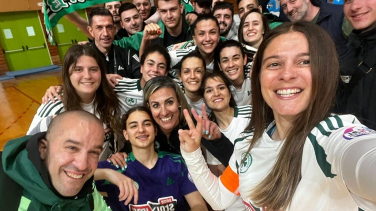 &Sigma;&tau;&omicron;&upsilon;&sigmaf; &tau;&epsilon;&lambda;&iota;&kappa;&omicron;ύ&sigmaf; futsal o &Pi;&alpha;&nu;&alpha;&theta;&eta;&nu;&alpha;ϊ&kappa;ό&sigmaf;