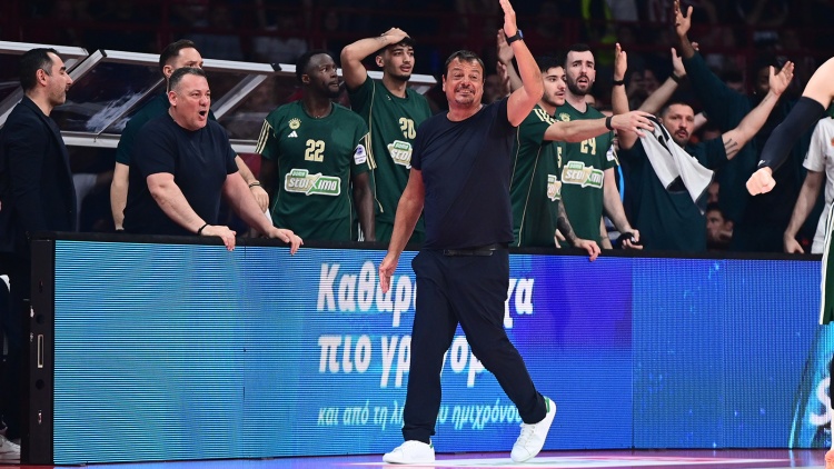 &Xi;έ&sigma;&pi;&alpha;&sigma;&epsilon; &omicron; Ά&tau;&alpha;&mu;&alpha;&nu;: &laquo;&Omicron;&iota; &tau;&epsilon;&lambda;&iota;&kappa;&omicron;ί &mu;&omicron;&iota;ά&zeta;&omicron;&upsilon;&nu; &mu;&epsilon; &tau;&eta;&lambda;&epsilon;&omicron;&pi;&tau;&iota;&kappa;ή &sigma;&epsilon;&iota;&rho;ά - &Tau;&omicron; &sigma;&kappa;&omicron;&rho; ή&tau;&alpha;&nu; &omicron;&iota; &beta;&omicron;&lambda;έ&sigmaf; 29-5 &raquo; (vid)