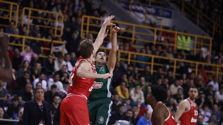 Έ&tau;&sigma;&iota; &pi;ή&rho;&epsilon; &tau;&omicron; &Kappa;ύ&pi;&epsilon;&lambda;&lambda;&omicron; &omicron; &Pi;&alpha;&nu;&alpha;&theta;&eta;&nu;&alpha;ϊ&kappa;ό&sigmaf; (vid)