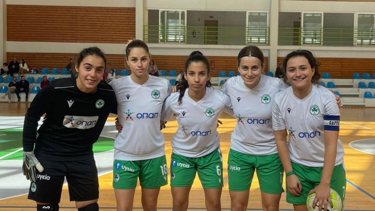 &laquo;&Pi;&epsilon;&rho;ί&pi;&alpha;&tau;&omicron;&sigmaf;&raquo; &gamma;&iota;&alpha; &tau;&alpha; &kappa;&omicron;&rho;ί&tau;&sigma;&iota;&alpha; &kappa;ό&nu;&tau;&rho;&alpha; &sigma;&tau;&omicron; &Kappa;&alpha;&rho;&pi;&epsilon;&nu;ή&sigma;&iota;