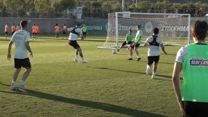 &Eta; &pi;&rho;&omicron;&epsilon;&tau;&omicron;&iota;&mu;&alpha;&sigma;ί&alpha; &epsilon;&nu;ό&psi;&epsilon;&iota; &Omicron;&lambda;&upsilon;&mu;&pi;&iota;&alpha;&kappa;&omicron;ύ (vid)