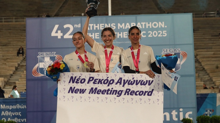 &Sigma;&tau;&eta;&nu; 3&eta; &theta;έ&sigma;&eta; &sigma;&tau;&alpha; 5 &chi;&lambda;&mu;. &tau;&omicron;&upsilon; &Mu;&alpha;&rho;&alpha;&theta;&omega;&nu;ί&omicron;&upsilon; &eta; &Kappa;&upsilon;&rho;&iota;&alpha;&kappa;&omicron;&pi;&omicron;ύ&lambda;&omicron;&upsilon;
