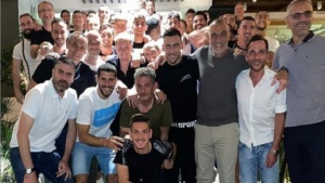 &Mu;ί&alpha; &mu;&epsilon;&gamma;ά&lambda;&eta; &laquo;&pi;&rho;ά&sigma;&iota;&nu;&eta;&raquo; &omicron;&iota;&kappa;&omicron;&gamma;έ&nu;&epsilon;&iota;&alpha; (pics)