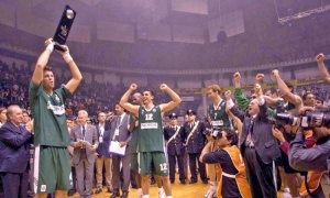 Ό&tau;&alpha;&nu; &sigma;ή&kappa;&omega;&sigma;&epsilon; &tau;&omicron; &pi;&iota;&omicron; &laquo;&mu;ά&gamma;&kappa;&iota;&kappa;&omicron;&raquo; &Epsilon;&upsilon;&rho;&omega;&pi;&alpha;ϊ&kappa;ό (vids)