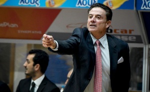 &Tau;&omicron; &mu;ή&nu;&upsilon;&mu;&alpha; &tau;&omicron;&upsilon; &Pi;&iota;&tau;ί&nu;&omicron; &mu;&epsilon;&tau;ά &tau;&omicron; &mu;&alpha;&tau;&sigmaf; &mu;&epsilon; &tau;&omicron;&nu; &Pi;&rho;&omicron;&mu;&eta;&theta;έ&alpha; (pic)