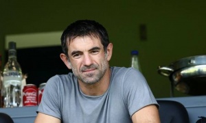 &Sigma;&tau;&omicron; &mu;&upsilon;&alpha;&lambda;ό &tau;&omicron;&upsilon; &Pi;&iota;&epsilon;&mu;&pi;&omicron;&nu;&gamma;&kappa;&sigma;ά&nu;&tau; &omicron; &Kappa;&alpha;&rho;&alpha;&gamma;&kappa;&omicron;ύ&nu;&eta;&sigmaf;