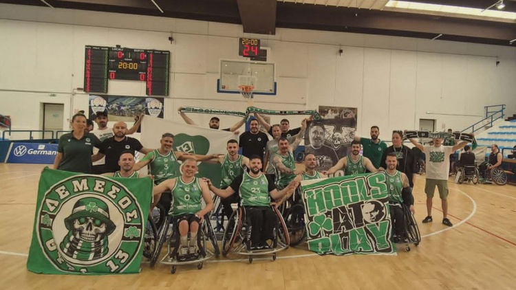 &Nu;ί&kappa;&eta; &kappa;&alpha;&iota; 2&eta; &theta;έ&sigma;&eta; &gamma;&iota;&alpha; &tau;&omicron;&nu; &Pi;&alpha;&nu;&alpha;&theta;&eta;&nu;&alpha;ϊ&kappa;ό &sigma;&tau;&omicron; EuroCup 4 (vid)