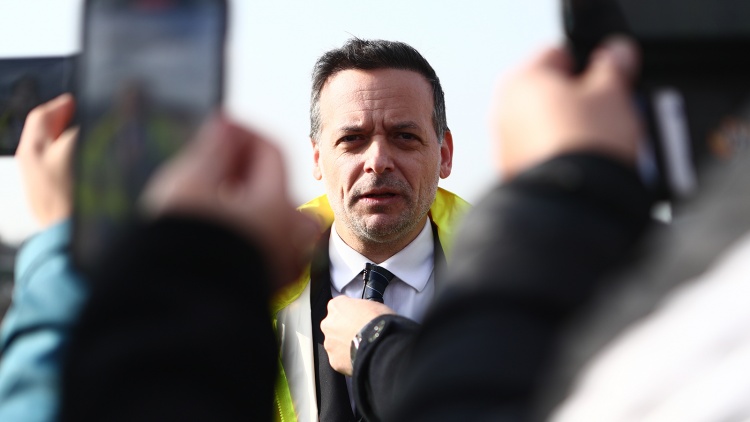 &Beta;&omicron;&tau;&alpha;&nu;&iota;&kappa;ό&sigmaf;: &Omicron; &Chi;ά&rho;&eta;&sigmaf; &Delta;&omicron;ύ&kappa;&alpha;&sigmaf; &epsilon;&pi;&iota;&theta;&epsilon;ώ&rho;&eta;&sigma;&epsilon; &tau;&alpha; έ&rho;&gamma;&alpha; &tau;&omicron;&upsilon; &Pi;&alpha;&nu;&alpha;&theta;&eta;&nu;&alpha;ϊ&kappa;&omicron;ύ - &Tau;&iota; &epsilon;ί&pi;&epsilon; (vid)