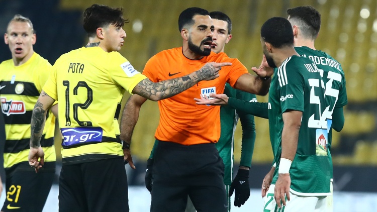 &Pi;&Alpha;&Epsilon; &Pi;&alpha;&nu;&alpha;&theta;&eta;&nu;&alpha;ϊ&kappa;ό&sigmaf;: &laquo;&Delta;&iota;&alpha;&iota;&tau;&eta;&tau;ή&sigmaf; &kappa;&alpha;&iota; VAR &delta;&epsilon;&nu; έ&delta;&omega;&sigma;&alpha;&nu; &pi;έ&nu;&alpha;&lambda;&tau;&iota; &sigma;&epsilon; &alpha;&nu;&alpha;&tau;&rho;&omicron;&pi;ή &tau;&omicron;&upsilon; &Beta;έ&rho;&mu;&pi;&iota;&tau;&sigmaf; &sigma;&tau;&omicron; 56'&raquo;
